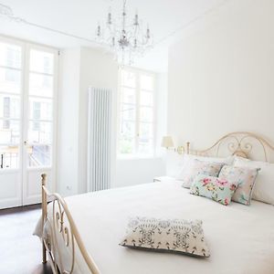 Alessia'S Place